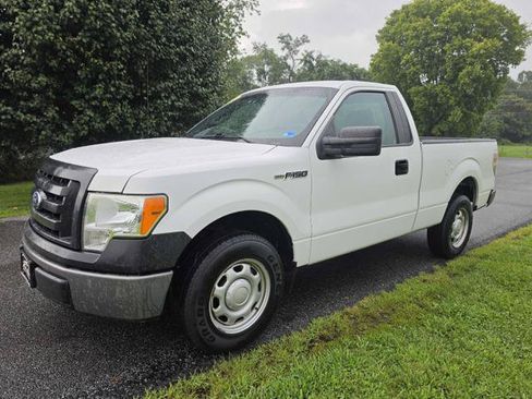 Used 2011 Ford F150 XL RWD image 2