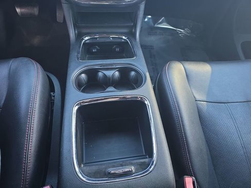 Used 2019 Dodge Grand Caravan GT image 25