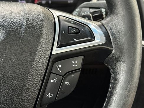 Used 2015 Ford Edge SEL w/ Equipment Group 201A image 30