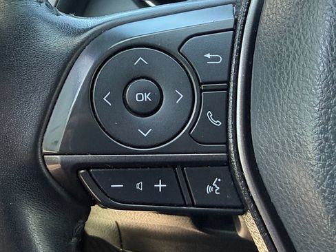 Used 2023 Toyota Camry SE FWD image 19
