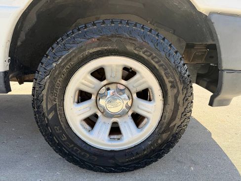 Used 2011 Ford Ranger XL image 19