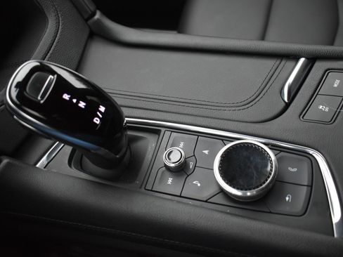 Used 2023 Cadillac XT5 Sportv w/ Technology Package image 30