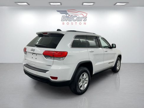 Used 2017 Jeep Grand Cherokee Laredo w/ Quick Order Package 23E AWD/4WD image 4