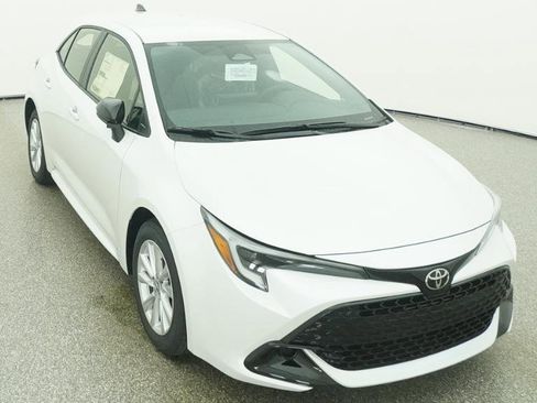 New 2026 Toyota Corolla SE image 13