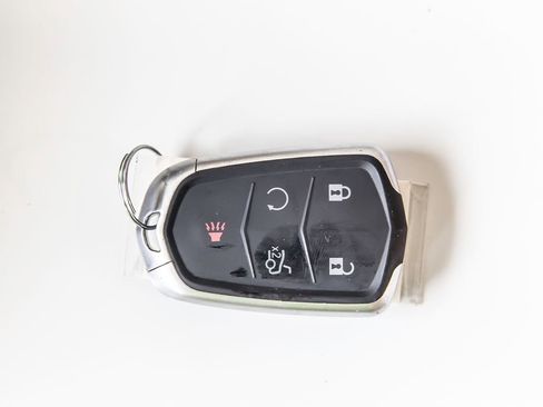Used 2023 Cadillac XT4 Premium Luxury FWD image 38
