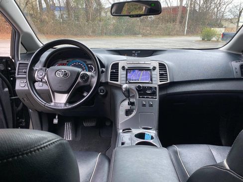 Used 2015 Toyota Venza XLE image 41
