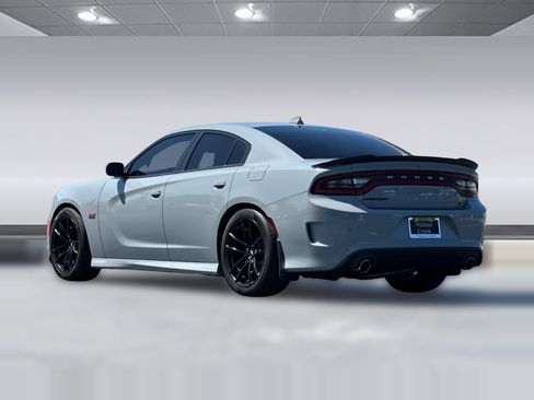 Used 2022 Dodge Charger Scat Pack w/ Dynamics Package RWD image 3