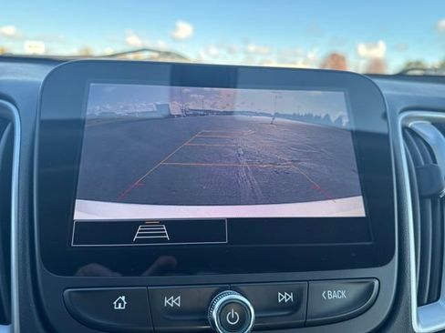 Used 2022 Chevrolet Malibu LS image 20