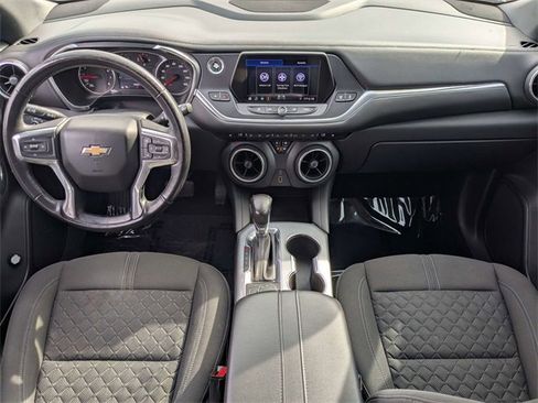 Used 2020 Chevrolet Blazer LT image 16