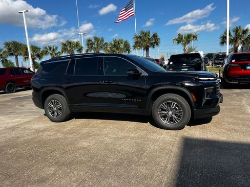 New 2026 Chevrolet Traverse LT image 6