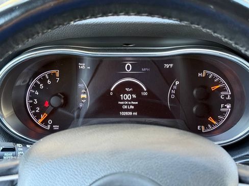 Used 2022 Jeep Grand Cherokee Laredo X AWD/4WD image 11