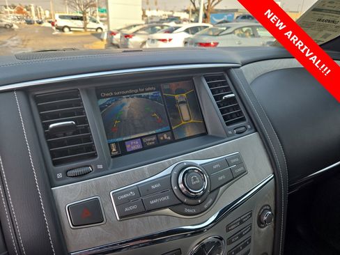 Used 2019 INFINITI QX80 Limited w/ All-Season Package image 25