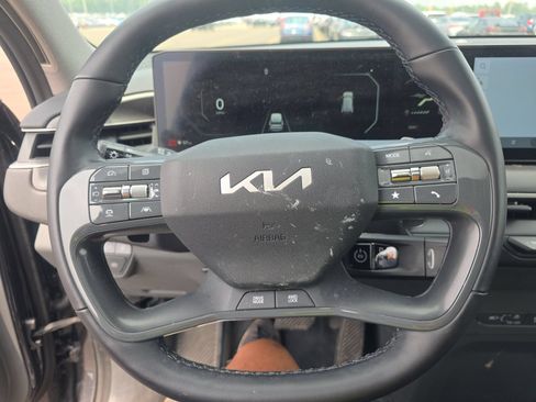 Used 2024 Kia EV9 Wind AWD/4WD image 8