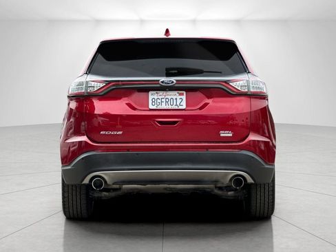 Used 2018 Ford Edge SEL w/ Equipment Group 201A FWD image 4