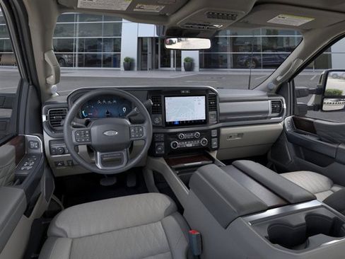 New 2025 Ford F250 Platinum w/ Platinum Plus Package image 9