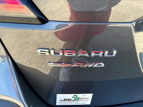 Used 2023 Subaru Outback Premium AWD/4WD image 31