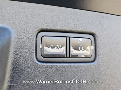 Used 2024 Genesis GV60 Performance image 13