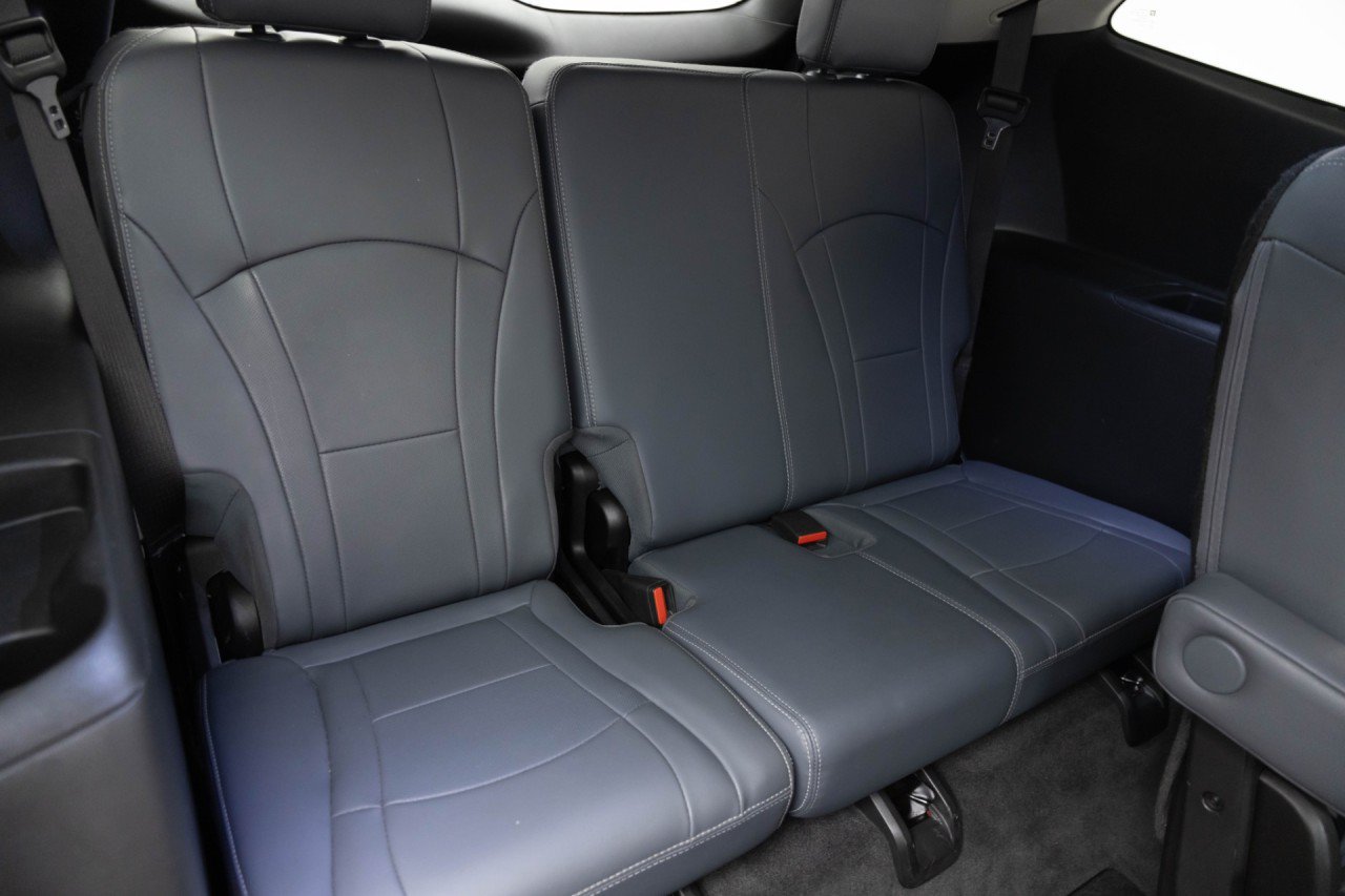 Used 2019 Buick Enclave Essence FWD image 23