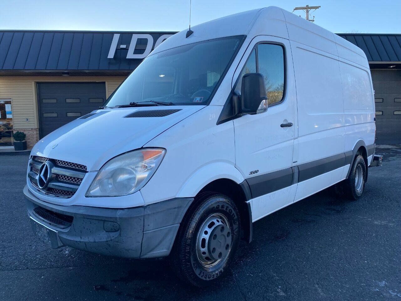 Used 2012 Mercedes-Benz Sprinter 3500 image 1