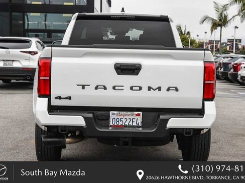 Used 2025 Toyota Tacoma SR5 AWD/4WD image 7