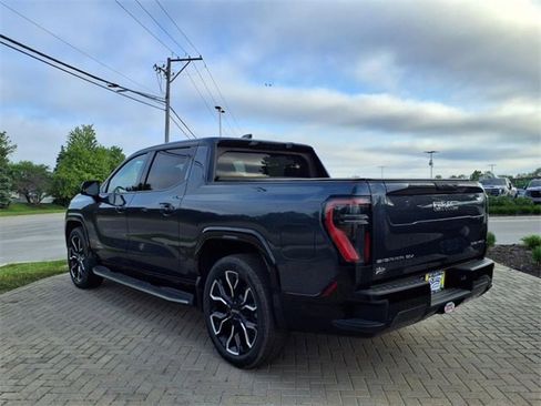 New 2025 GMC Sierra EV Denali image 3