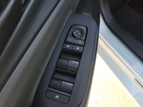 New 2026 Toyota Prius LE image 16