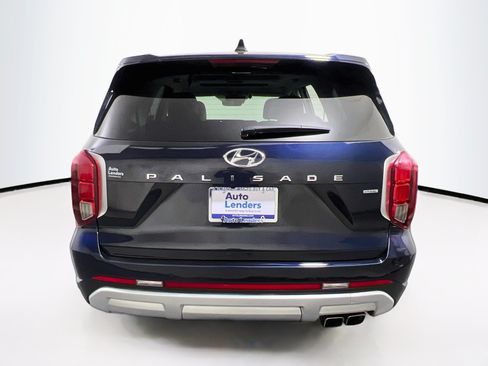 Used 2023 Hyundai Palisade Limited w/ Winter Package AWD/4WD image 6