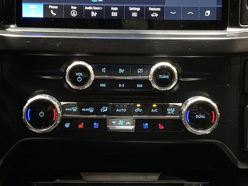 Used 2023 Ford F350 Lariat w/ Lariat Ultimate Package image 8