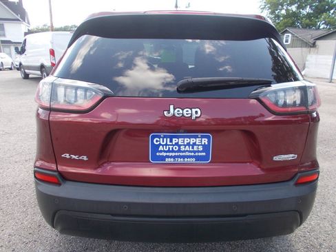 Used 2020 Jeep Cherokee Latitude Plus AWD/4WD image 4