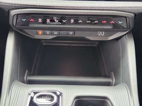 Used 2026 Jeep Cherokee Laredo AWD/4WD image 20