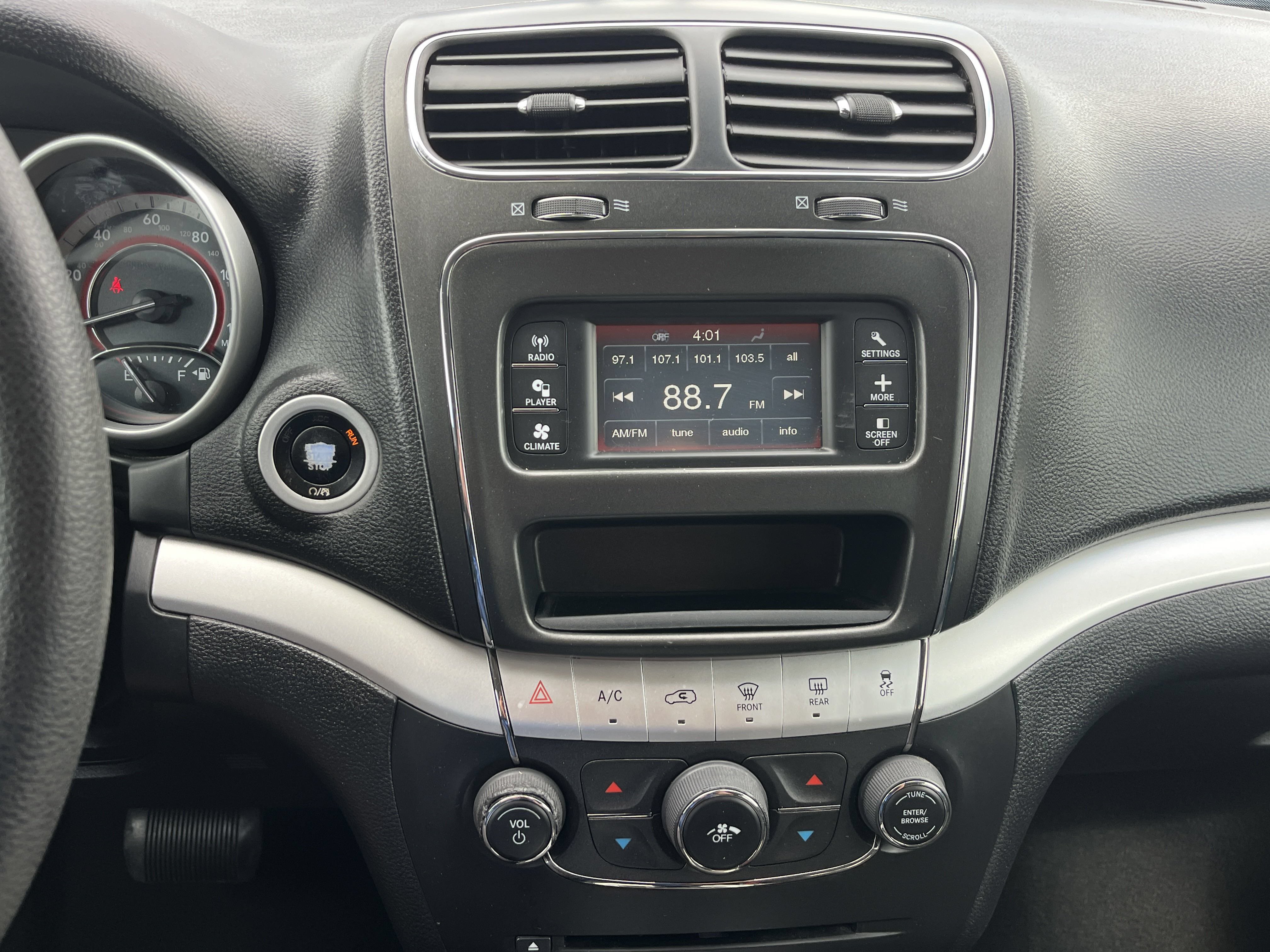 Used 2018 Dodge Journey SE w/ Blacktop Package FWD image 20