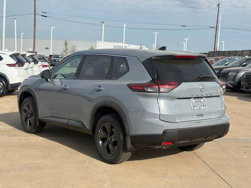 New 2026 Nissan Rogue SV FWD image 6