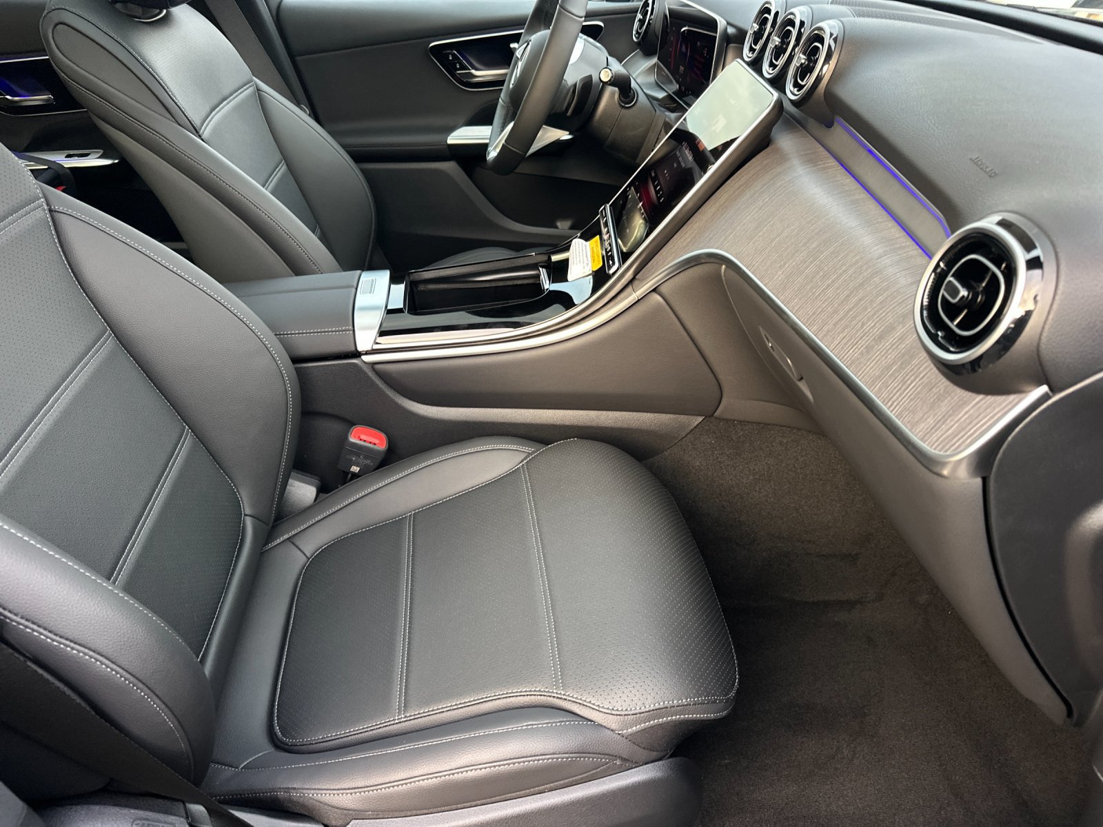 Certified 2026 Mercedes-Benz GLC 300 4MATIC image 15