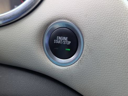 Used 2019 Chevrolet Malibu Premier FWD image 17