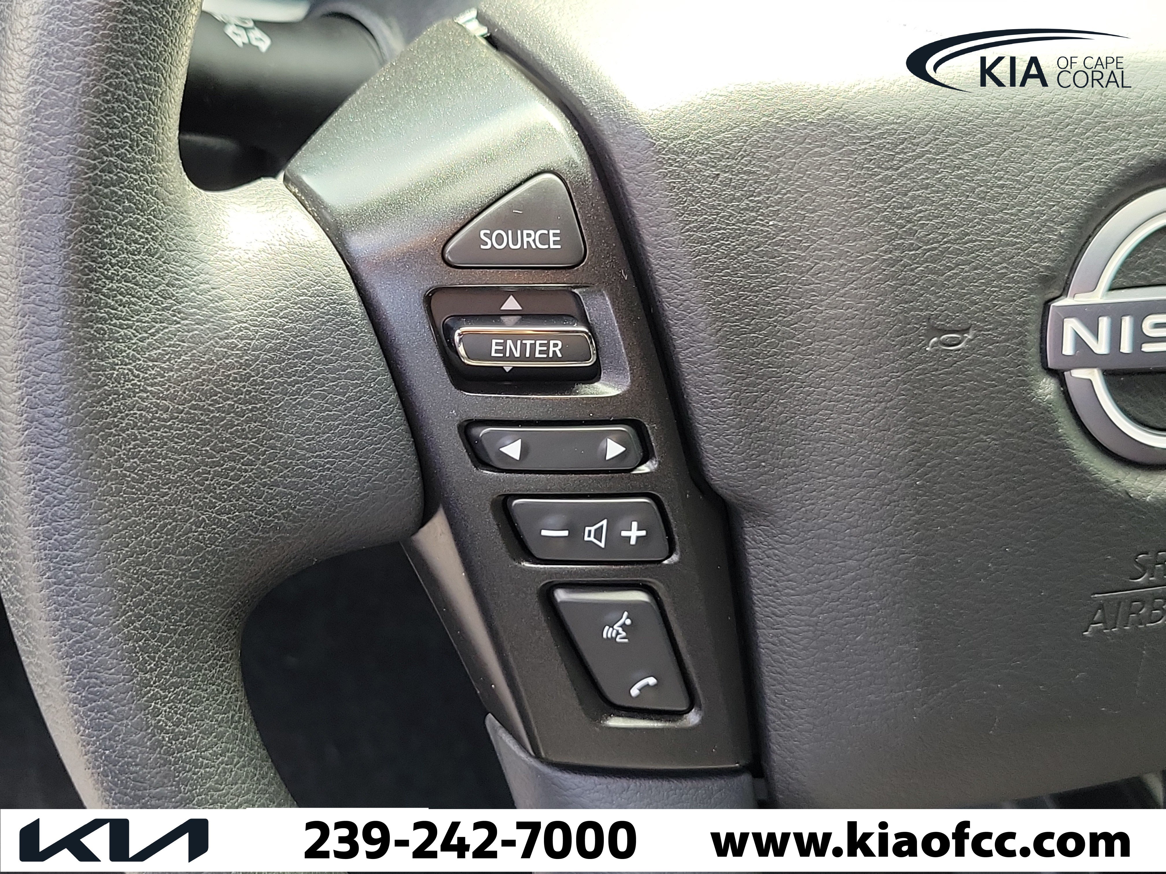 Used 2023 Nissan Frontier SV w/ Midnight Edition Package AWD/4WD image 25