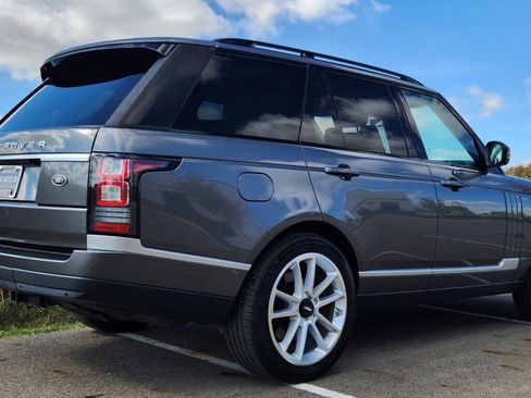 Used 2017 Land Rover Range Rover Supercharged image 4