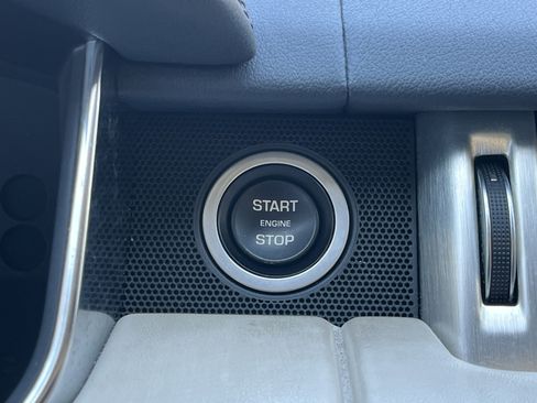 Used 2020 Land Rover Range Rover HSE image 10