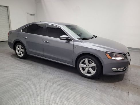 Used 2015 Volkswagen Passat 1.8T Limited Edition FWD image 11
