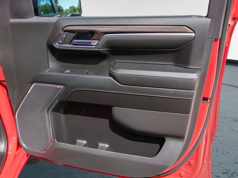 Used 2024 Chevrolet Silverado 1500 LT AWD/4WD image 30