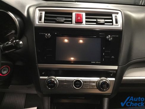 Used 2017 Subaru Legacy 2.5i Premium AWD/4WD image 48