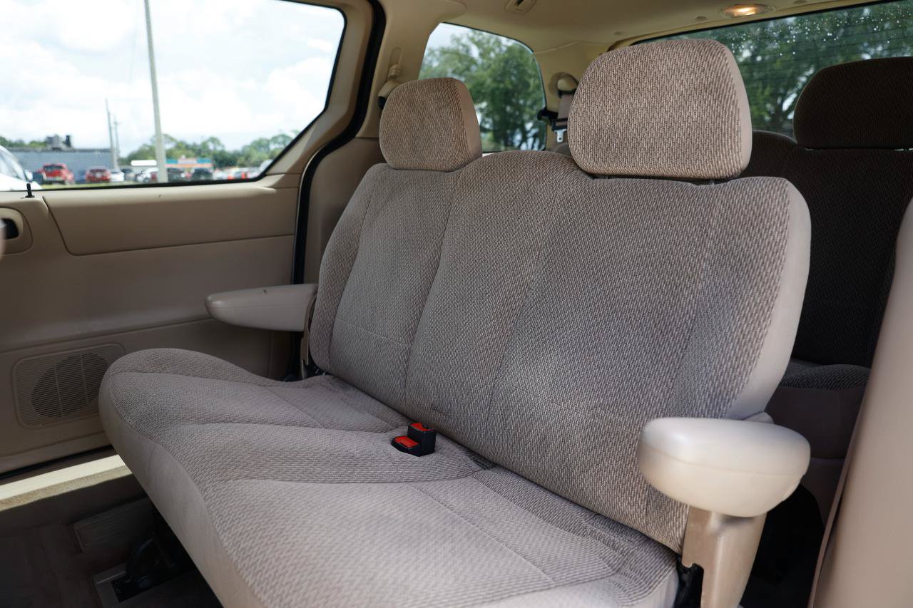 Used 2003 Ford Windstar LX FWD image 8
