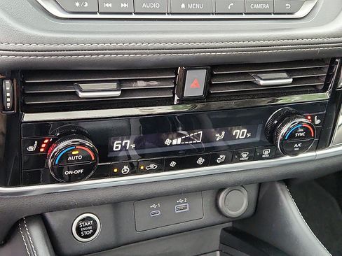 Certified 2023 Nissan Rogue SL AWD/4WD image 17