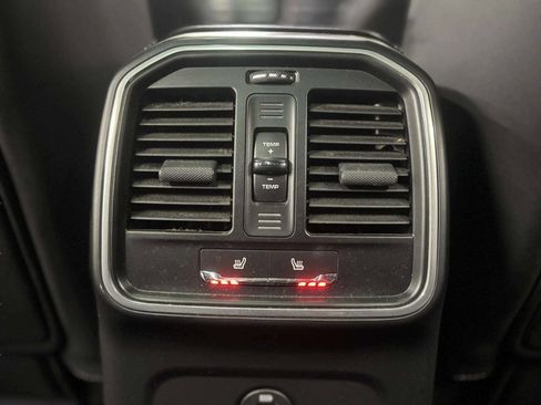 Used 2019 Porsche Macan S image 50