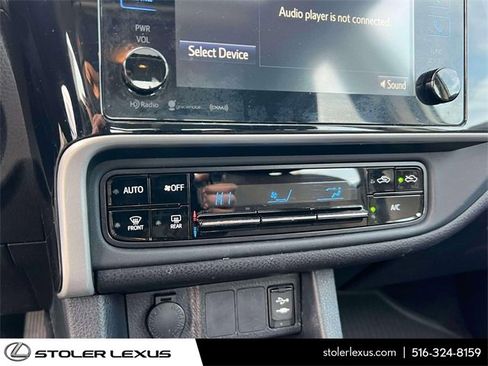 Used 2018 Toyota Corolla L image 31