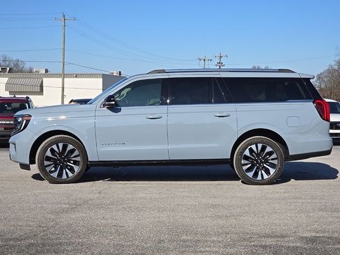 New 2025 Ford Expedition Max Platinum w/ Driver's Package image 4