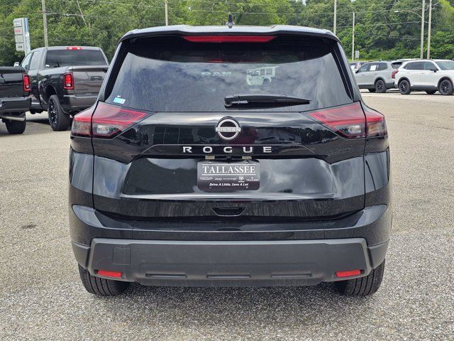 Used 2026 Nissan Rogue SV FWD image 10