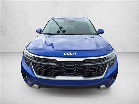 Used 2024 Kia Seltos S FWD image 2