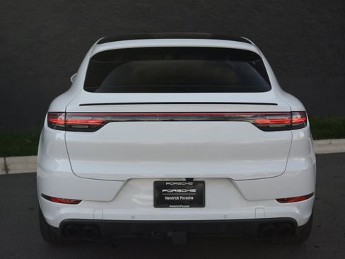 Certified 2023 Porsche Cayenne S Platinum image 6