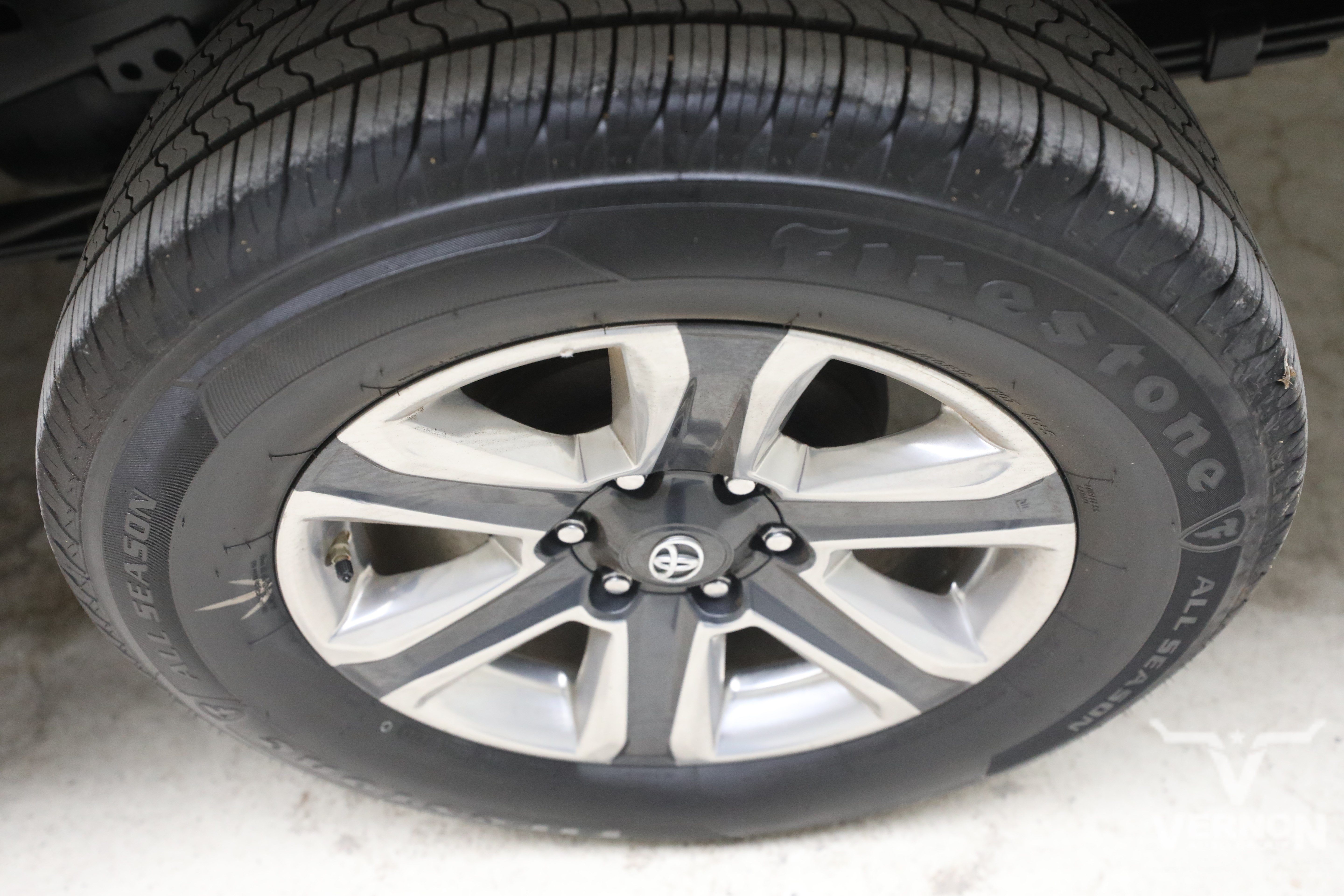 Used 2018 Toyota Tacoma Limited AWD/4WD image 34