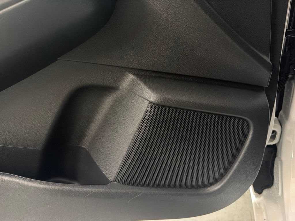 Used 2024 Nissan Sentra SV FWD image 17